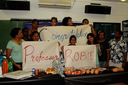 Journalism students at the University of South Pacific’s Laucala campus in Fiji gathered to watch the live stream of Professor Robie’s address