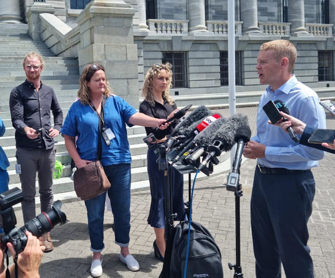 News media question Chris Hipkins outside Parliament on becoming prime minister of Aotearoa New Zealand