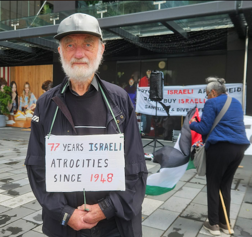 Protester Ted Smith at today’s pro-Palestine rally