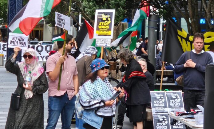 “No War With Iran” protesters in Auckland’s Te Komititanga Square today